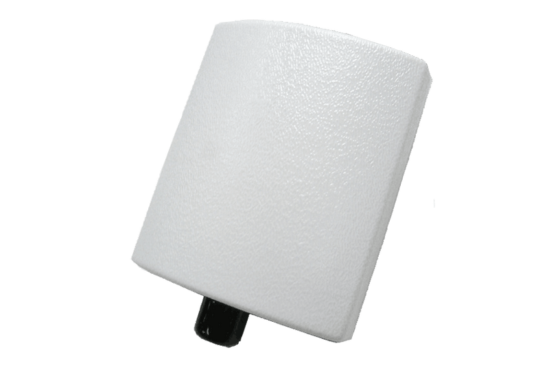 Directional wireless range extender antenna